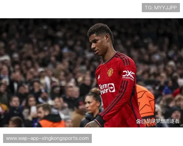 曼联谋划冬窗重建，六大中场瞄准补强名单