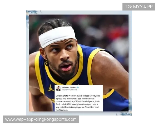 勇士两大核心闪耀全场！穆迪与波斯特联手限制布克，攻防全能稳固空间彰显冠军之风